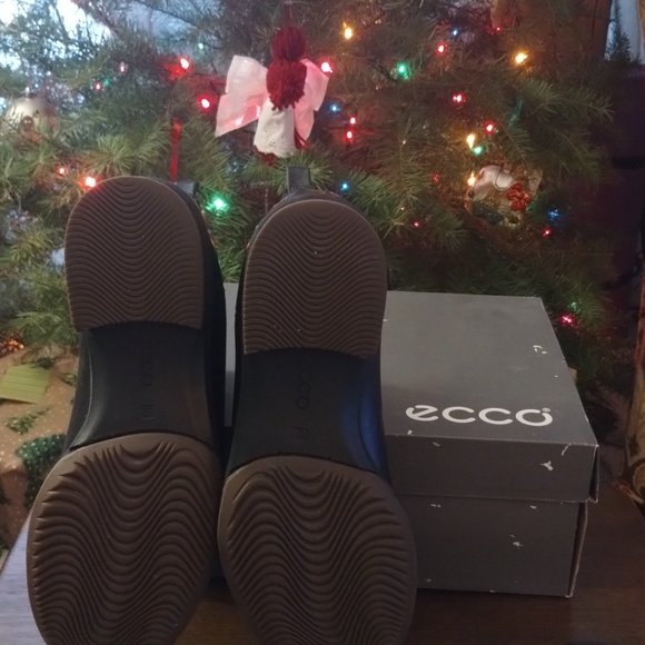 Ecco Saunter Mid Cut black boot size US 9-9.5 - Picture 7 of 7